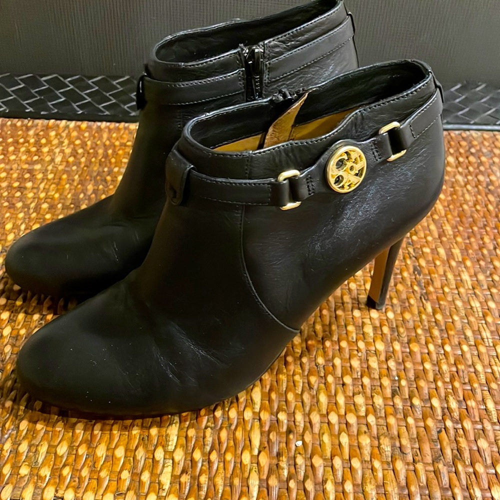 Coach ankle boots 7.5